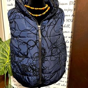 Stylish Calvin Klein Puffer Jacket.